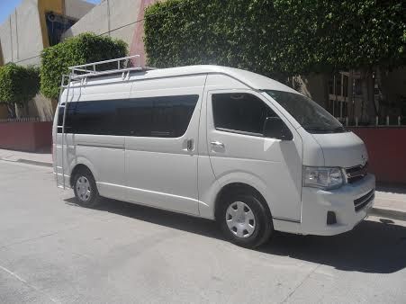 TOYOTA 13 PASAJEROS